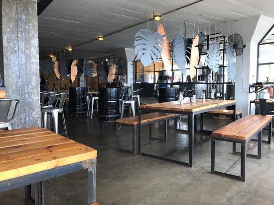 Distillery 031 Restaurant and Bar